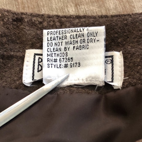 Y2K B.B. Dakota Brown Suede Mini Skirt - Picture 11 of 11